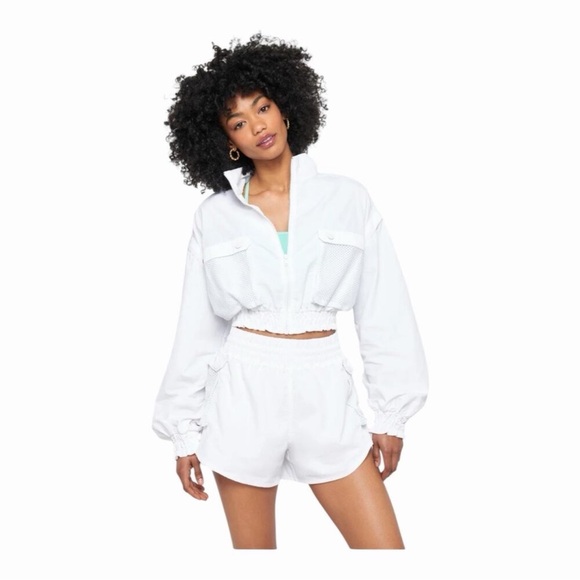 Spiritual Gangster Jackets & Blazers - Spiritual Gangster White Cropped Windbreaker Jacket Size Small NWT
